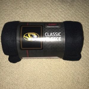 MIZZOU FLEECE BLANKET